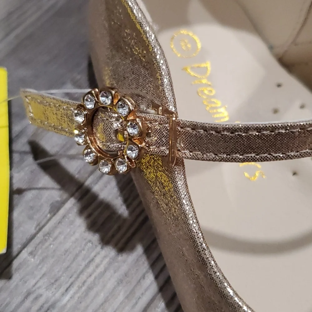 Dream Pairs new without